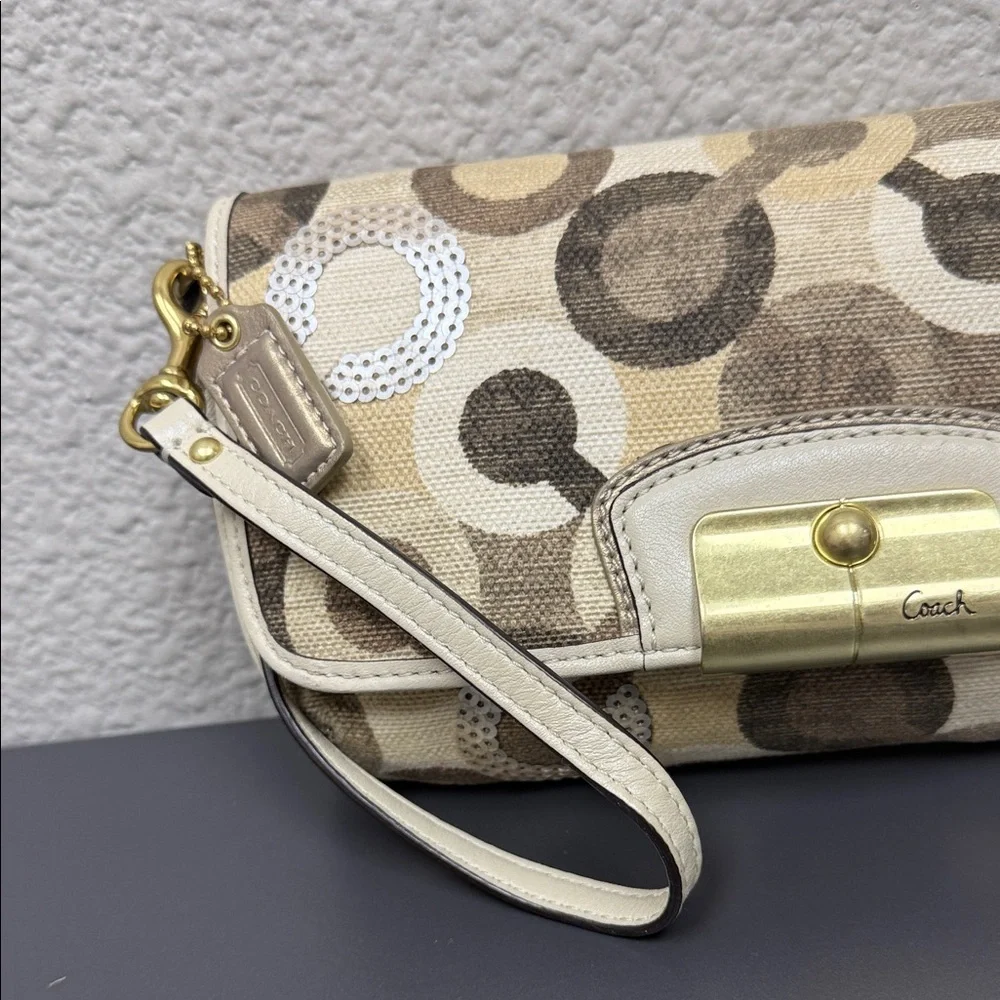 Y2K Coach Kristin Opt Art Brown Multicolor Patterned Wristlet Sequined Clutch